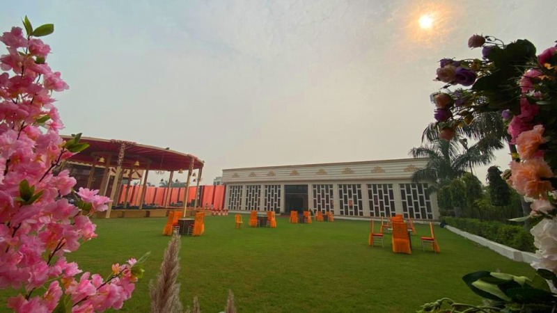 Guest house in kanpur