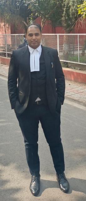 advoctae deepak tyagi delhi
